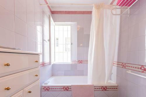 Santa Cruz Apartment, 2 Pax, Quiet And Stil