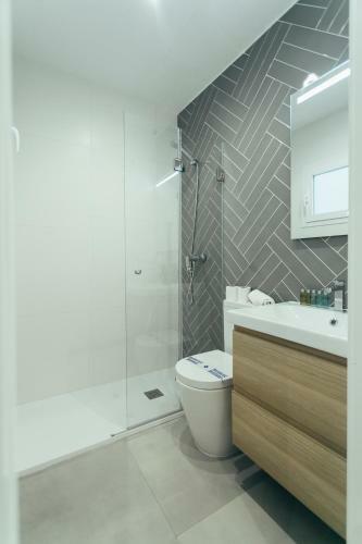 Apartamento Modern With Balcony- 2bd 2bth- San Vicente