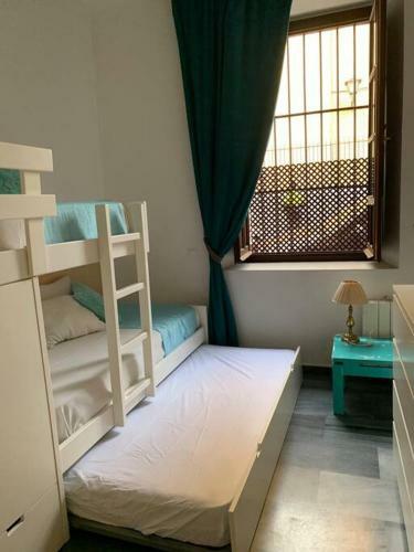 Beautiful&silent Apartment. Parking Free
