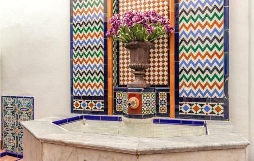 Nice Apartment In Sevilla With Wifi And 1 Bedrooms