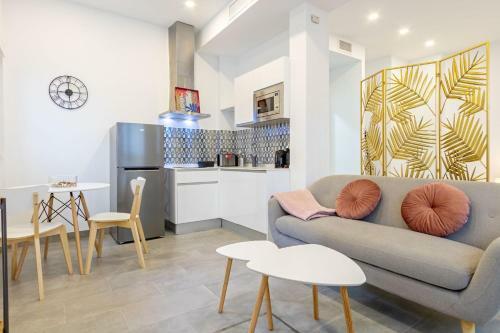 Apartamento Nine O�clock Castellar By Valcambre