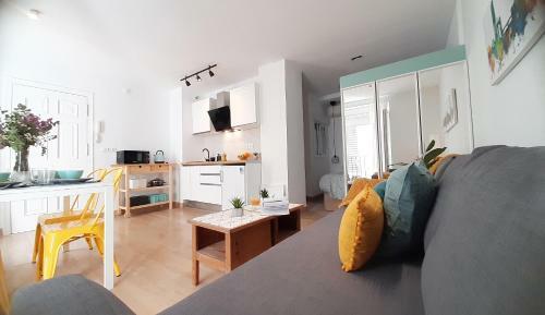 Sunny Terrace - Lovely Center Apartments Alameda