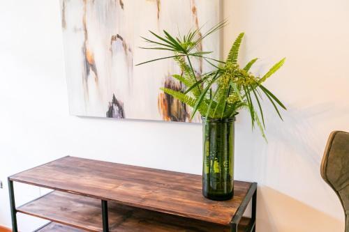 Apartamento 3 Dormitorios En Calle San Vicente.
