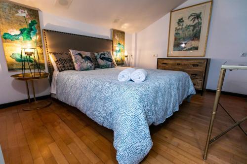 Apartamento 3 Dormitorios En Calle San Vicente.
