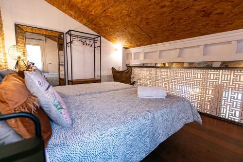 Apartamento 3 Dormitorios En Calle San Vicente.