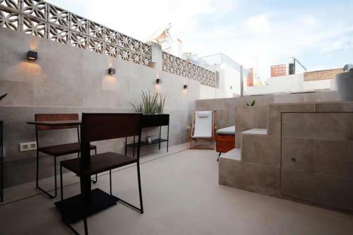 Komodo Gran Poder - Penthouse With Private Pool And Cozy Twin Bedroom Central Apartment