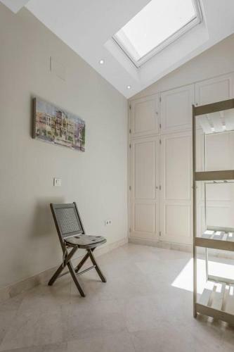 Fam Sevillian Townhouse