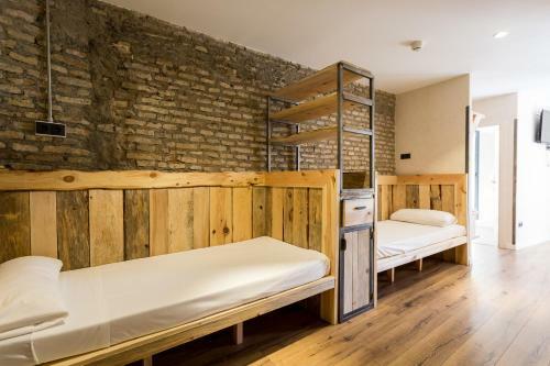Hostal Black Swan The Penthouse