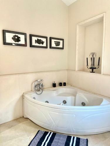 Casa Palacio Sxviii Con Piscina En Centro Hist�rico De Sevilla