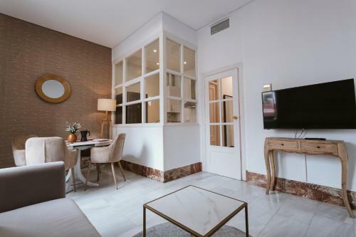 Apartamento Bright And Cozy-1bd 1bth & 2bd 1bth- La Giralda