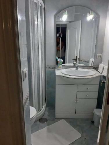 Rooms 2 And 1 Beds Near Sevilla Center