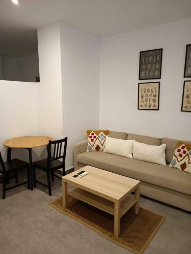 Apartamento Complejo Pinta18 At1, At2 Y At3