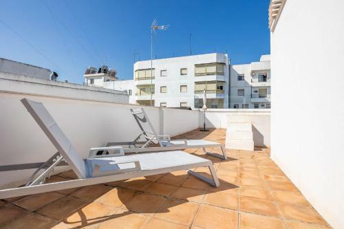 Slow Sevilla Suite - Two-bedroom Apartment With Private Pool