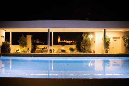Nqn Aparts & Suites Sevilla