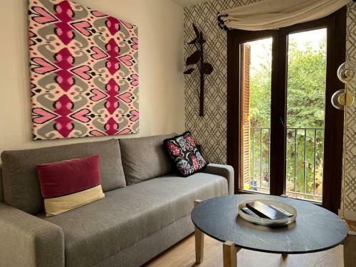 Modern & Nice Apartment. Old Town. Private Parking