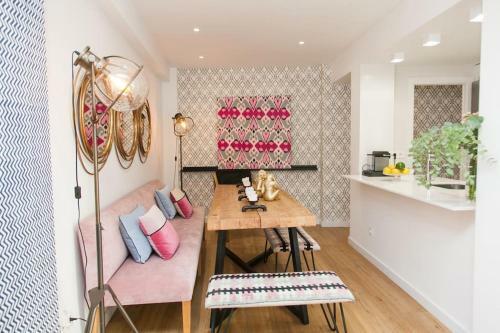 Modern & Nice Apartment. Old Town. Private Parking