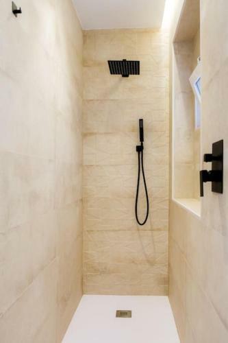Apartamento �tico Con Terraza En Centro Sevilla