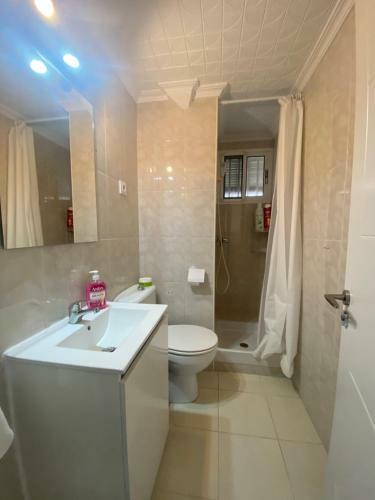 Apartamento Piso Junto Al Hospital Macarena