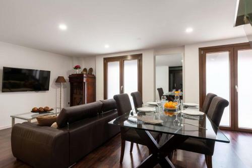 Fr26 Luxurious Apartment, 2 Minutes From Cathedral
