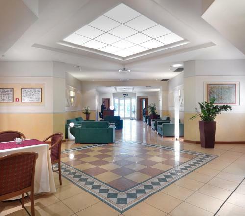 Piramidi Hotel