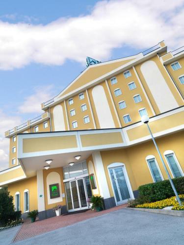 Piramidi Hotel