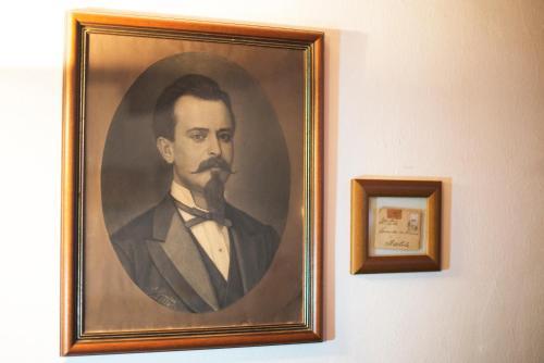 Hostal Casa Visconde De Bouzoes