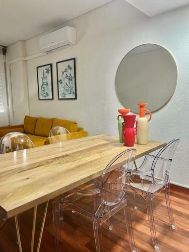 Monkeys Apartments La Campana Suites