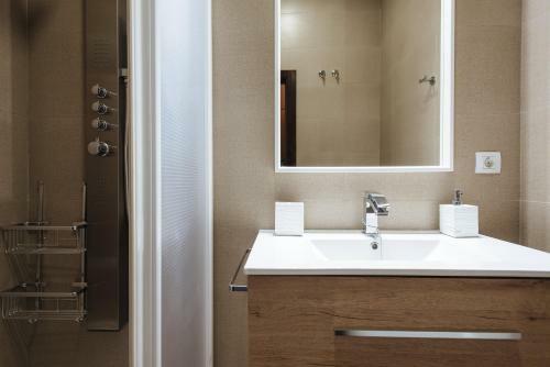 Apartamento Puerta Real - Free Parking