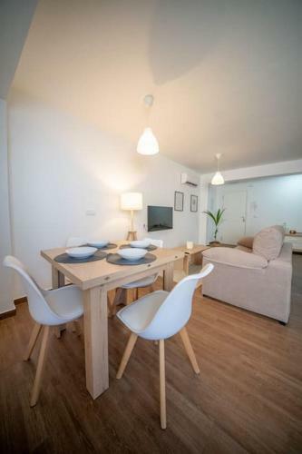 Apartment Due�as With Balconies