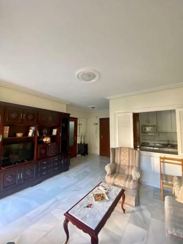Apartamento Rentalsevilla En El Barrio De Nervi�n