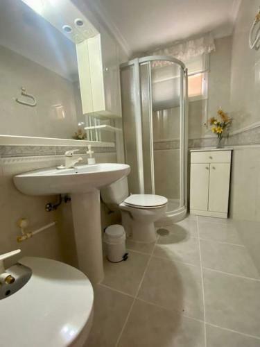 Apartamento Rentalsevilla En El Barrio De Nervi�n