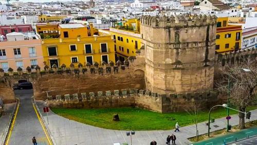Apartamento Macarena Muralla Encantada