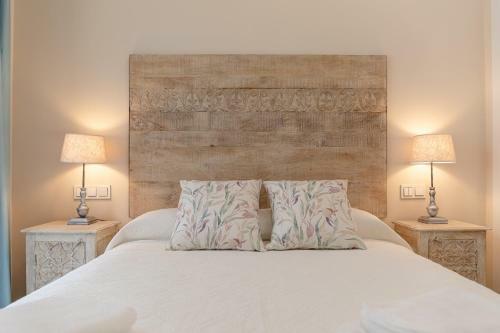 San Luis Downtown & Pool Apartment