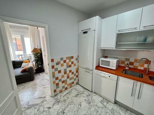 J2 Apartment With Cathedral Views From Terrace