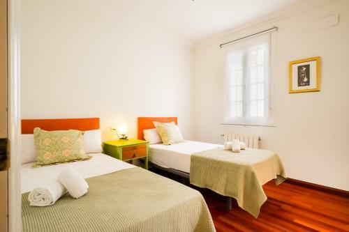 Apartamento Amplio Y Luminoso-2d 2b-triana