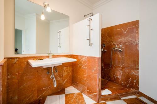 Apartamento Amplio Y Luminoso-2d 2b-triana