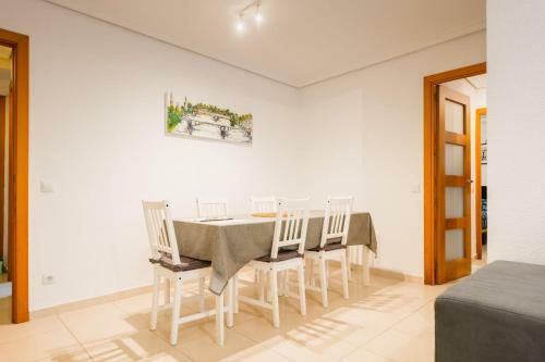 San Pag�s 3br Apartment