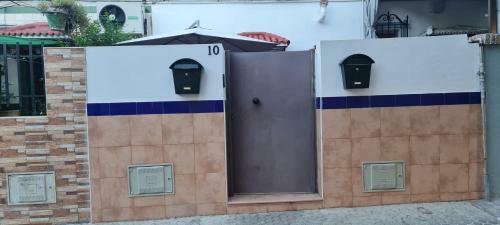 Apartamento Tur�stico Ciudad Jard�n - Nervi�n.