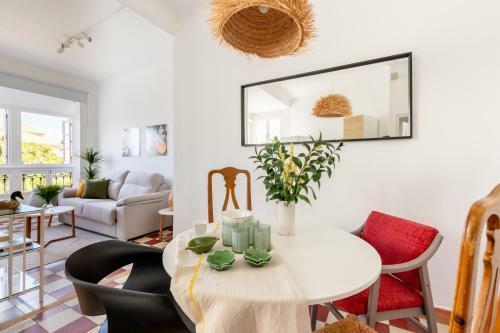 C�ntrico Y Luminoso Apartamento