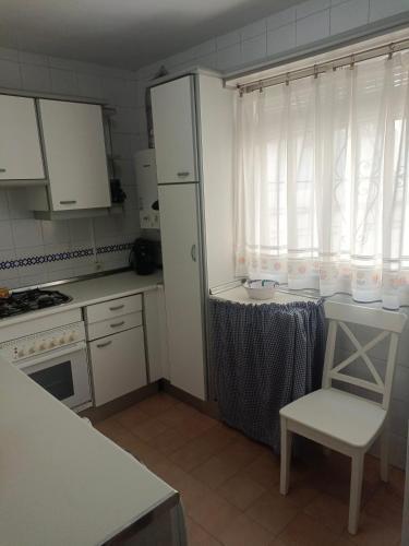 Apartamento Piso Para 6 Junto Al Acueducto. A Pasos Del Centro