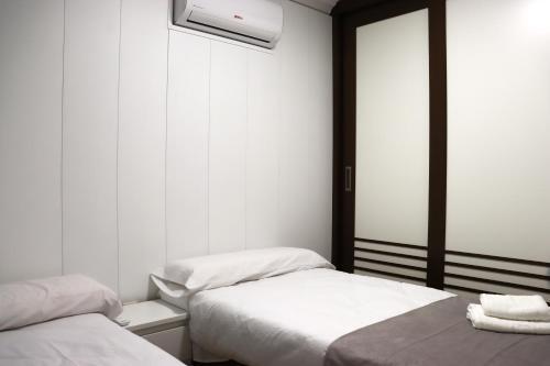 Apartamento Nightinsevilla Juglar Free Parking