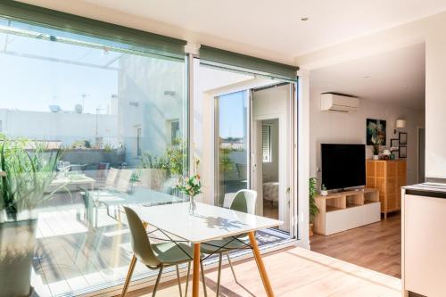 Apartamento C�ntrico Y Luminoso �tico