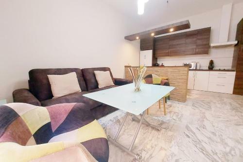 Cozy Apartment In Sevilla Old Town