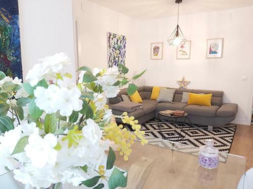 Luminoso Apartamento En El Centro, Con Mucho Arte