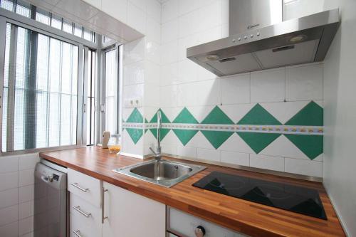 Apartamento En Barrio T�pico. Conoce La Aut�ntica Sevilla
