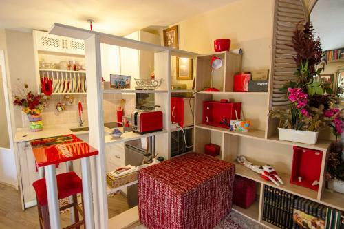 Rentalsevilla Coqueto Apartamento En Trajano