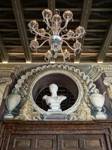 Apartamento Gandesa, Palace House