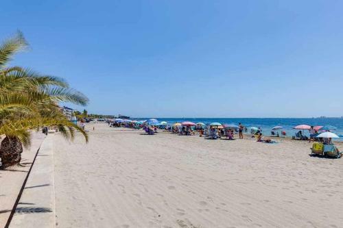 Magn�fica Villa Con Piscina Climatizada