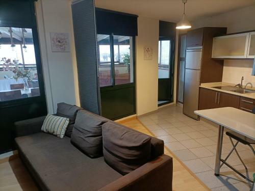 Apartamento Piso Con Terraza En Las R�as Altas