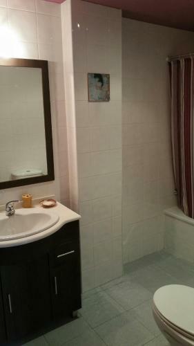 Apartamento Piso Con Terraza En Las R�as Altas